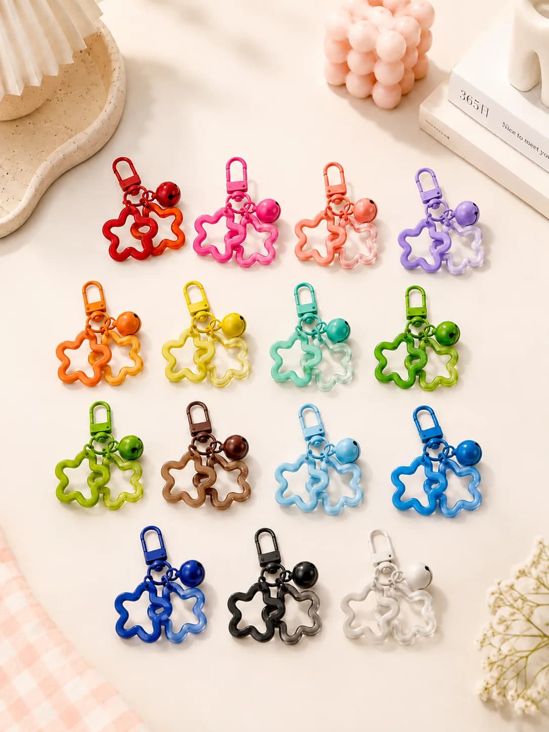 Charm phụ kiện