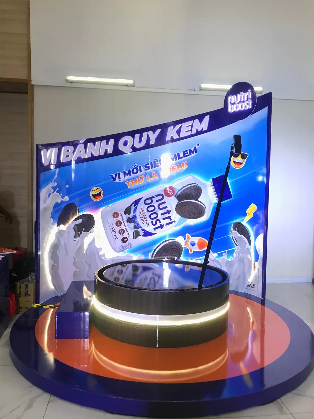 Bục trang trí thương hiệu