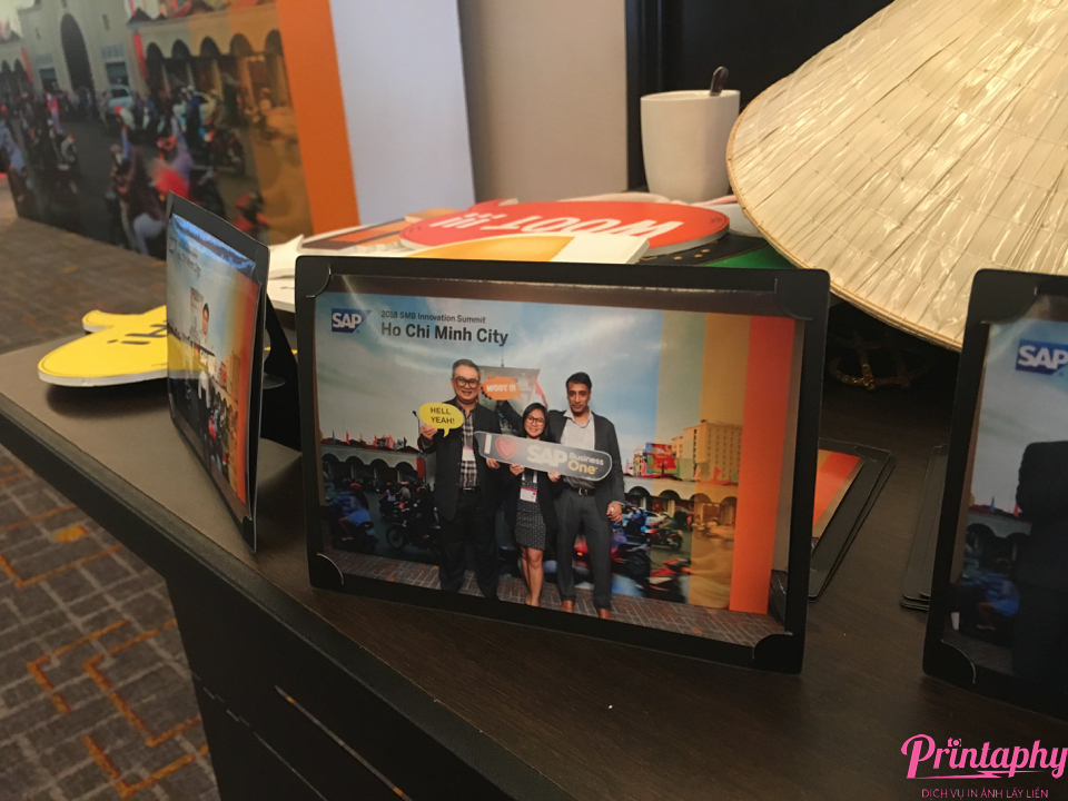 chụp ảnh lấy liền, chụp ảnh photobooth, cho thuê photo booth, chụp hình lấy liền, chup hinh photobooth, in ảnh lấy liền, in hình lấy liền, printaphy, photobooth vietnam, photo booth vietnam, photo booth ho chi minh, tổ chức sinh nhật, tổ chức tiệc, tổ chức lễ hội, tổ chức lễ tốt nghiệp, tổ chức tiệc, tổ chức noel, tổ chức giáng sinh, tổ chức họp lớp, tổ chức họp mặt, tổ chức hội nghị, hội thảo