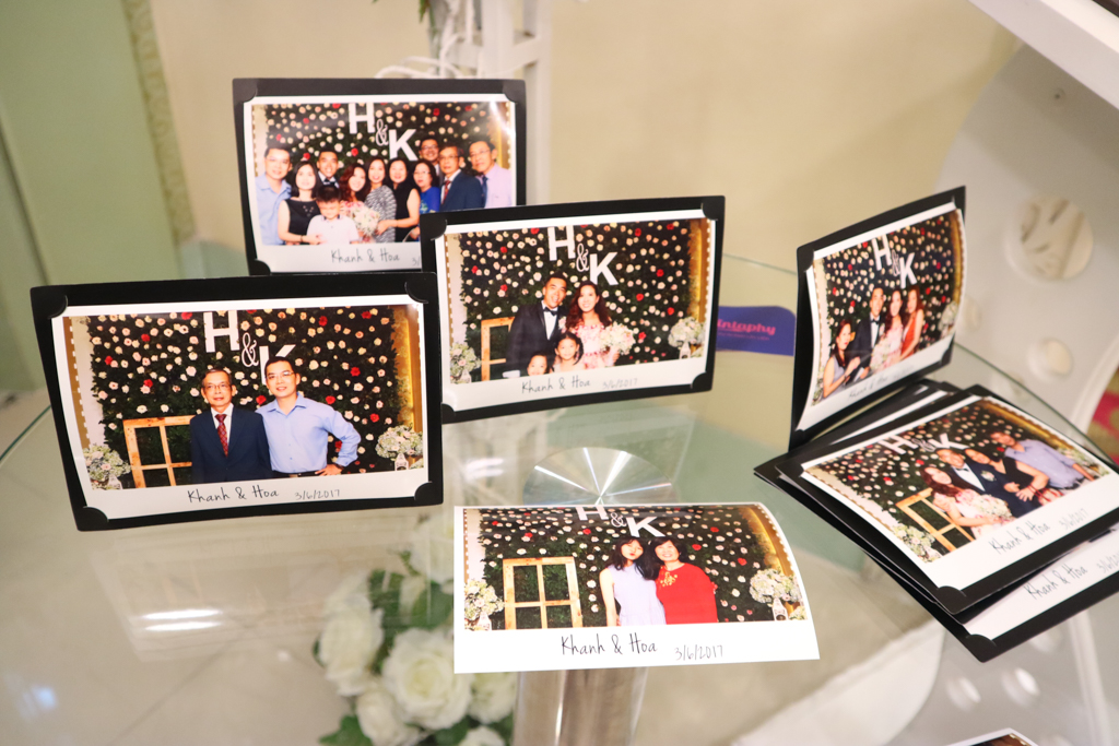 trang trí tiệc cưới, chụp ảnh lấy liền, chụp ảnh lấy ngay, chụp ảnh photobooth, photo booth, chụp hình lấy liền, chup hinh lay ngay, chup hinh photobooth, in ảnh lấy liền, in hình lấy liền, printaphy, chủ đề tiệc cưới