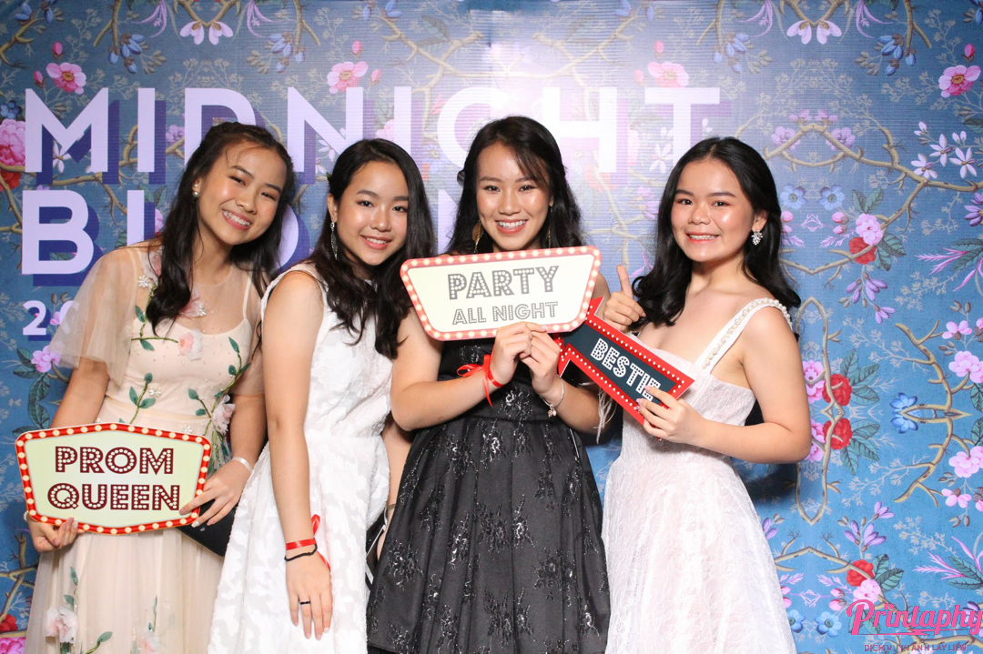 chụp ảnh lấy liền, chụp ảnh photobooth, cho thuê photo booth, chụp hình lấy liền, chup hinh photobooth, in ảnh lấy liền, in hình lấy liền, printaphy, photobooth vietnam, photo booth vietnam, photo booth ho chi minh, tổ chức sinh nhật, tổ chức tiệc, tổ chức lễ hội, tổ chức lễ tốt nghiệp, tổ chức tiệc, tổ chức noel, tổ chức giáng sinh, tổ chức họp lớp, tổ chức họp mặt, tổ chức hội nghị, hội thảo