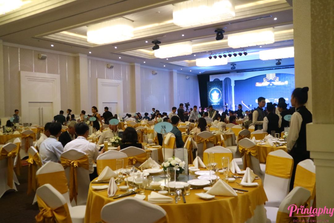 Tổ chức lễ kỷ niệm thành lập công ty & hội nghị tri ân khách hàng cùng Printaphy Photobooth Vietnam