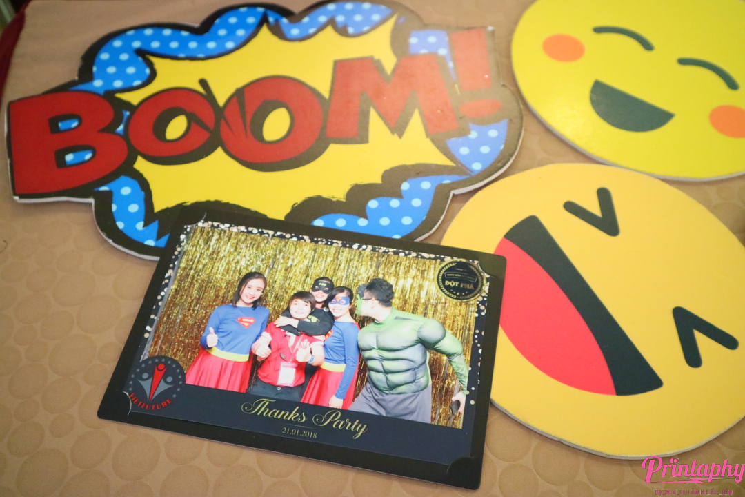 Tổ chức triển lãm và hội chợ với dịch vụ in ảnh lấy liền Printaphy Photobooth