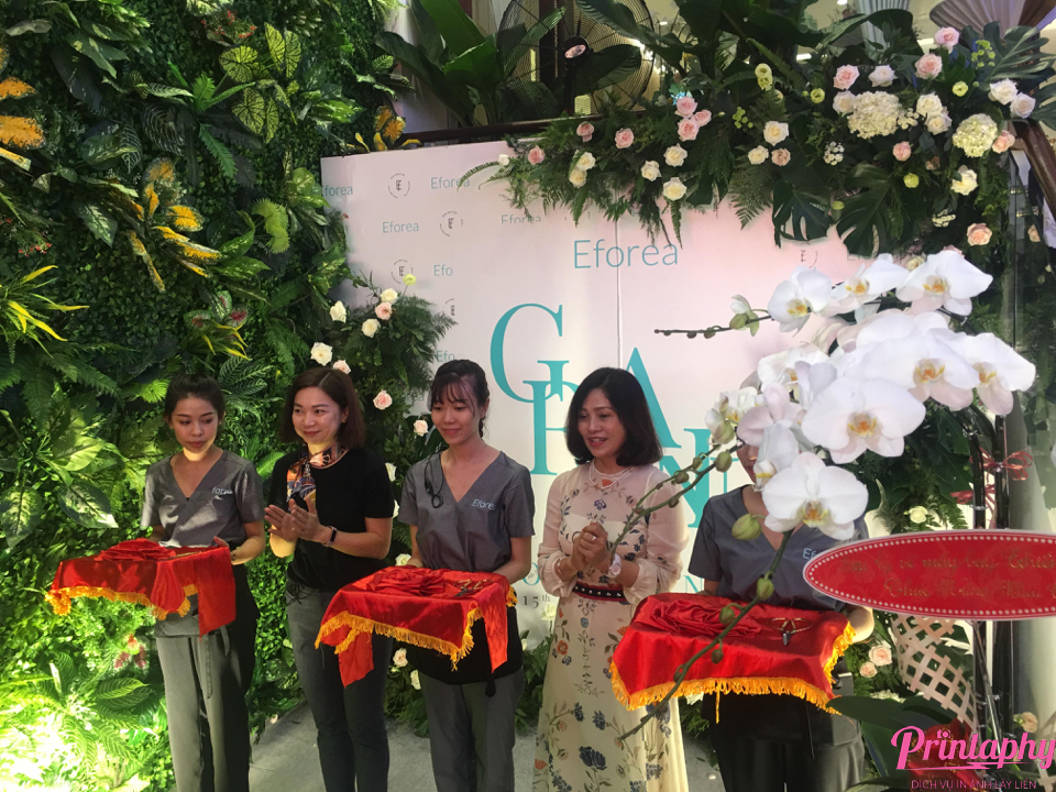 tổ chức lễ khai trương, tổ chức lễ khánh thành, tổ chức tiệc khai trương, tổ chức tiệc khánh thành với dịch vụ in ảnh lấy liền Printaphy Photobooth