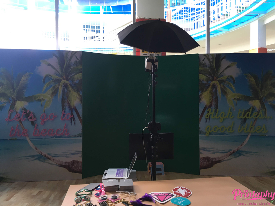 Tổ chức ngày nhà giáo Việt Nam 20/11 với dịch vụ chụp ảnh printaphy photobooth