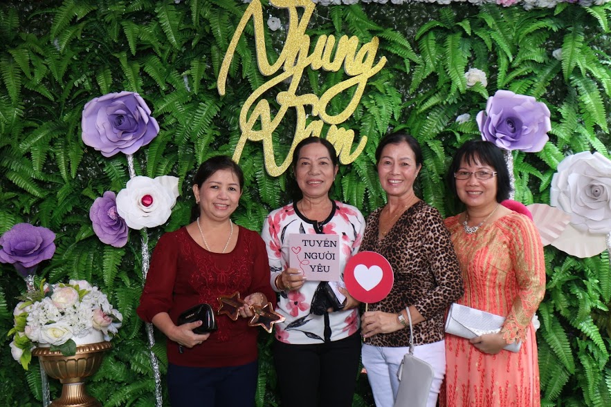 Printaphy - dịch vụ chụp hình lấy liền, in ảnh lấy liền. Quà cưới ý nghĩa, chụp ảnh photobooth